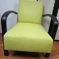 Fauteuil club scandinave vue de face