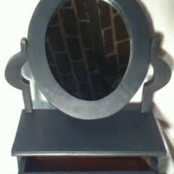 miroir ovale sur socle