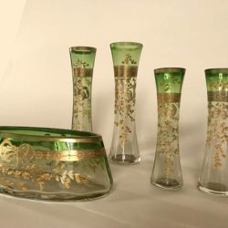 Garniture de 5 vases cristal signés Moser Karlsbad, circa 1920