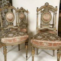 Quatre chaises de style Louis XVI. Fin XIXe