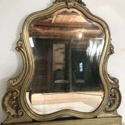 Grand miroir biseauté de style Louis XV à poser