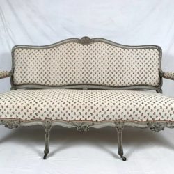 Très belle banquette époque Louis XV, laqué gris bleu