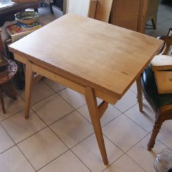 petite table année 70